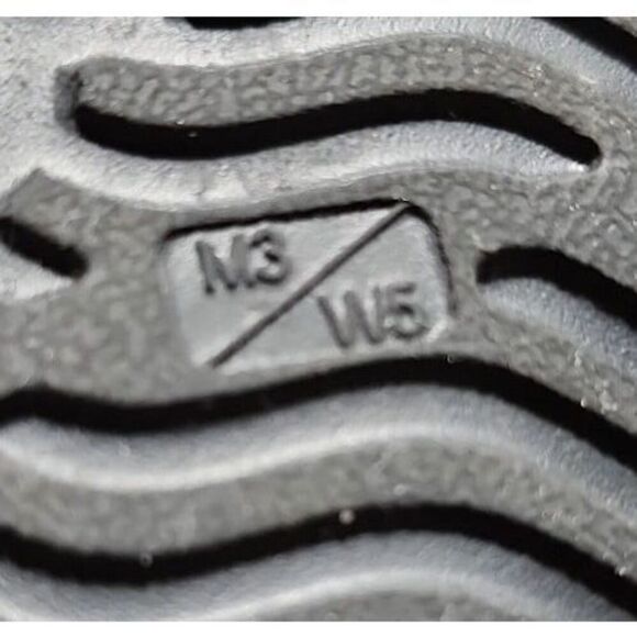 Native Shoes Disney's Mickey Mouse Black/White/Red Size 5 - Picture 5 of 6